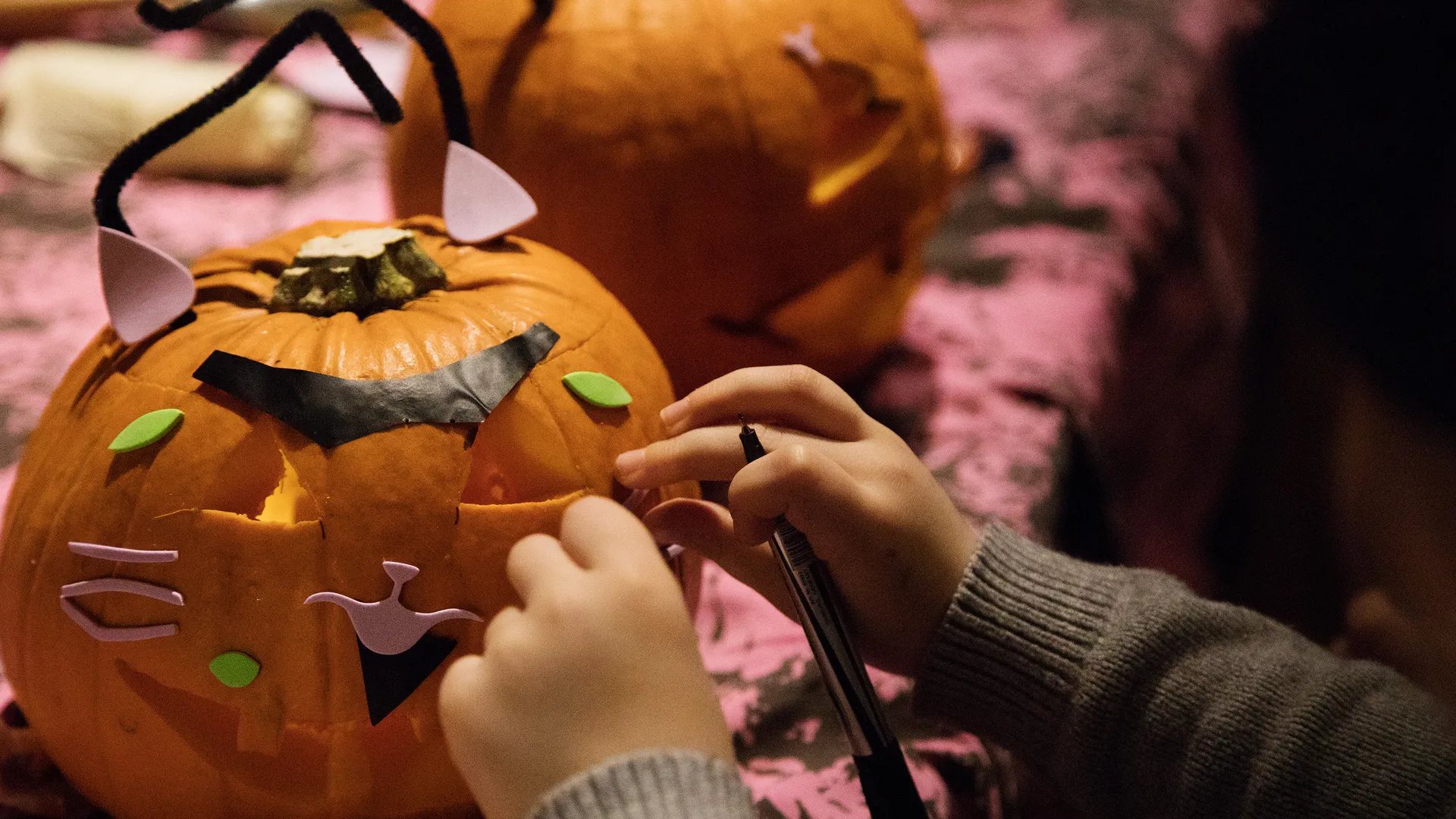 Haihatuksen Halloween-kahvila